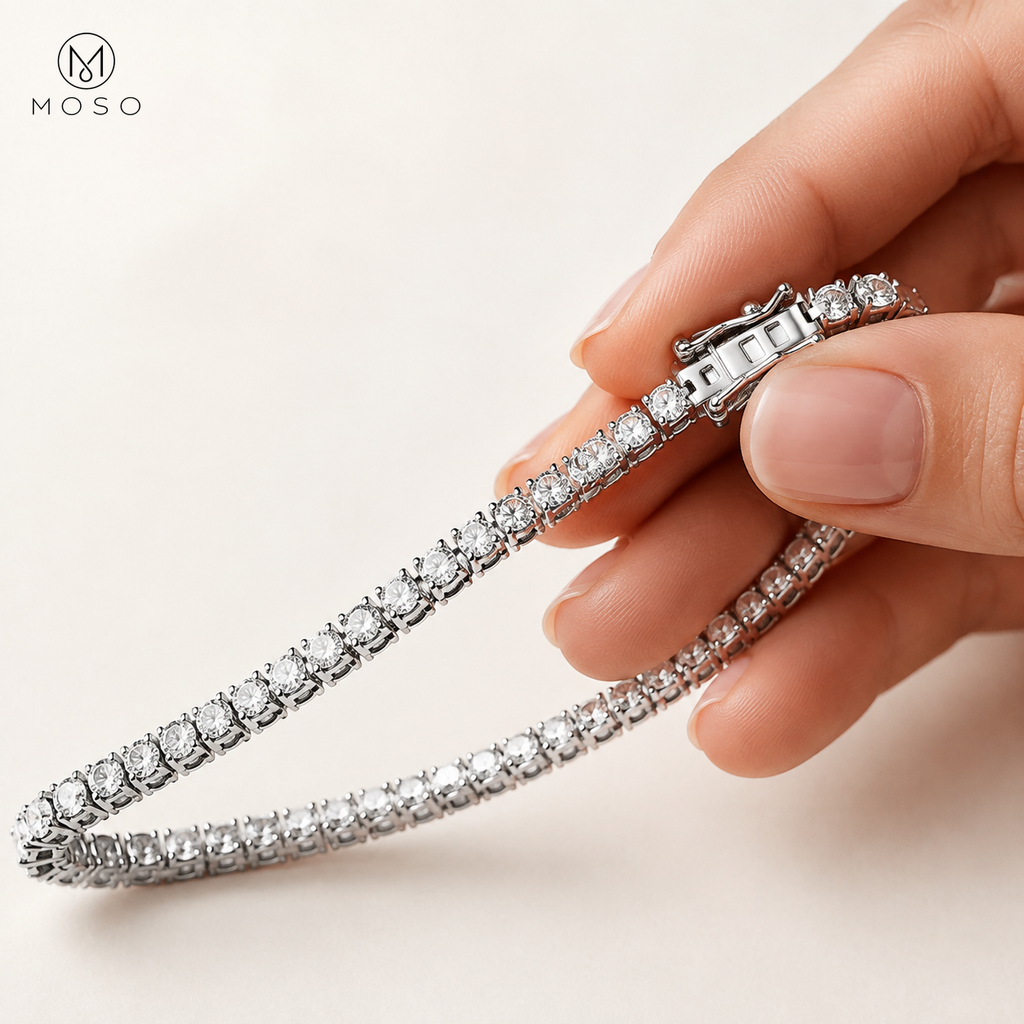 Emma moissanite tennis bracelet clasp and link detail