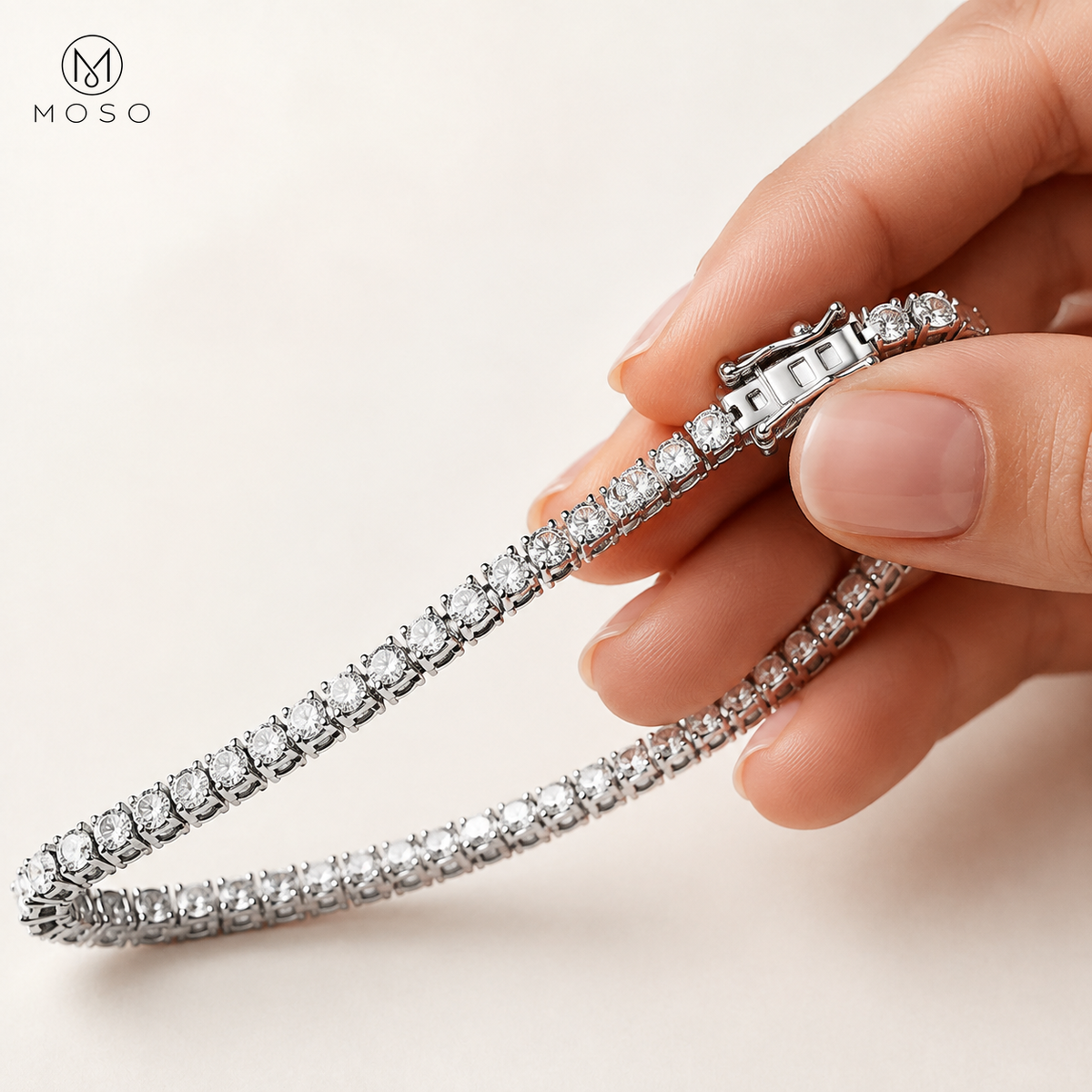 Emma moissanite tennis bracelet clasp and link detail