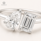Kennedy Toi et Moi moissanite ring prong setting close-up