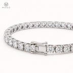 Lauren 4mm moissanite tennis bracelet closed box clasp detail
